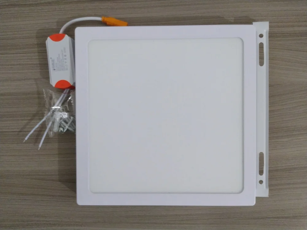 REF IPL19 PANEL CUADRADA INCRUSTAR 18W LUZ BLANCA